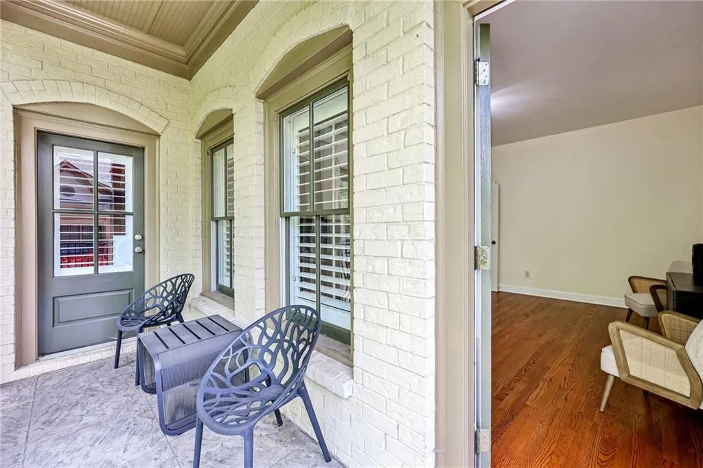 3127 Lenox Road Ne Unit 6, Atlanta, Georgia 30324, 4 Bedrooms Bedrooms, ,3 BathroomsBathrooms,Residential,For Sale,3127 Lenox Road Ne Unit 6,7707137
