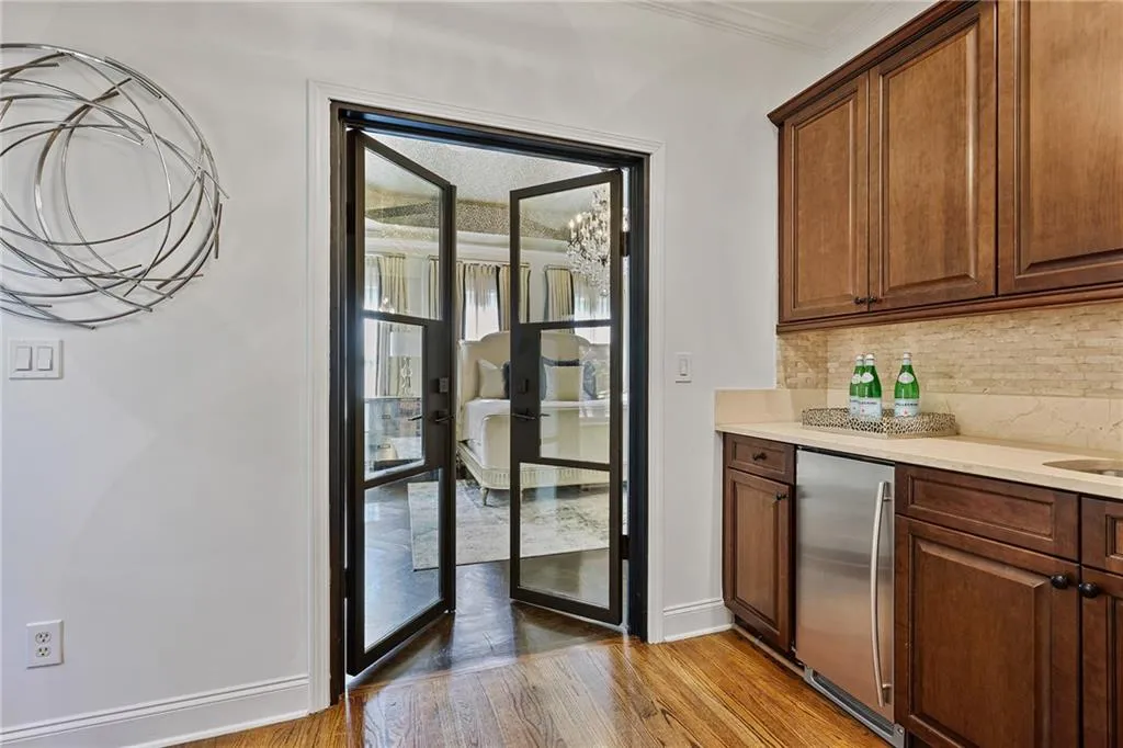 538 Sarabrook Place, Atlanta, Georgia 30342, 2 Bedrooms Bedrooms, ,3 BathroomsBathrooms,Residential,Sold,538 Sarabrook Place,7677175
