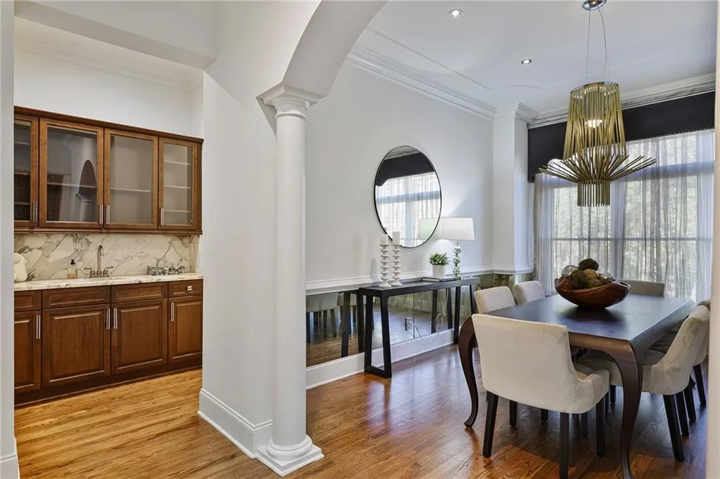 538 Sarabrook Place, Atlanta, Georgia 30342, 2 Bedrooms Bedrooms, ,3 BathroomsBathrooms,Residential,Sold,538 Sarabrook Place,7677175