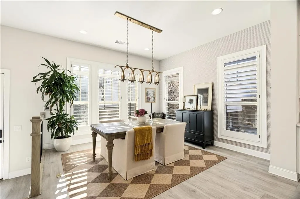 4342 Parkside Place, Atlanta, Georgia 30342, 3 Bedrooms Bedrooms, ,3 BathroomsBathrooms,Residential,Sold,4342 Parkside Place,7703881