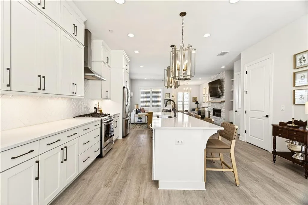 4342 Parkside Place, Atlanta, Georgia 30342, 3 Bedrooms Bedrooms, ,3 BathroomsBathrooms,Residential,Sold,4342 Parkside Place,7703881