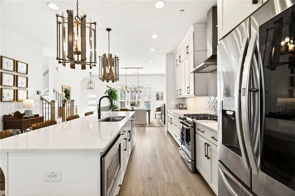 4342 Parkside Place, Atlanta, Georgia 30342, 3 Bedrooms Bedrooms, ,3 BathroomsBathrooms,Residential,Sold,4342 Parkside Place,7703881