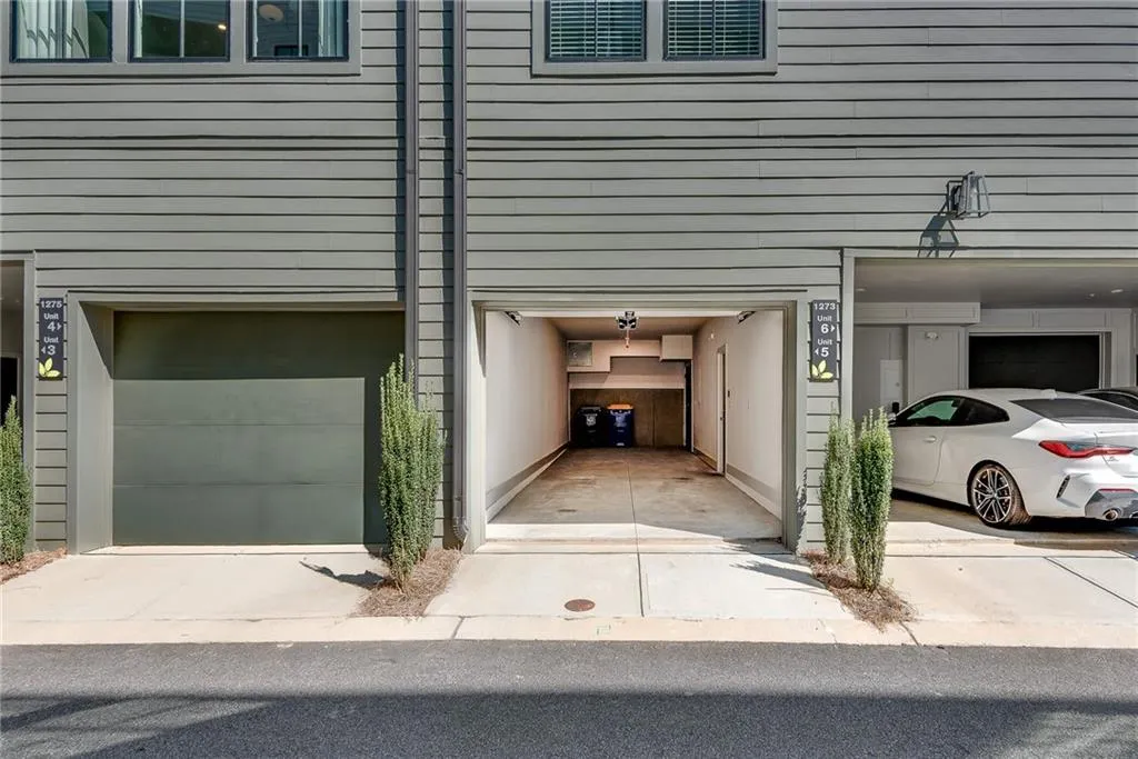 1273 Longreen Terrace Nw, Atlanta, Georgia 30318, 2 Bedrooms Bedrooms, 0 ,2 BathroomsBathrooms,Residential,For Sale,1273 Longreen Terrace Nw,7736390