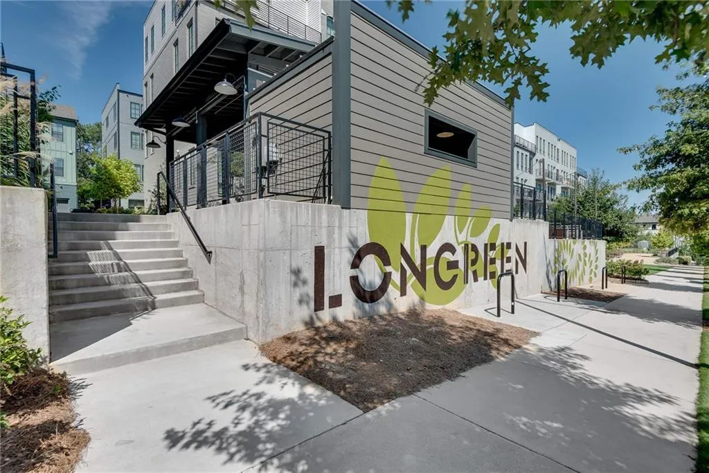 1273 Longreen Terrace Nw, Atlanta, Georgia 30318, 2 Bedrooms Bedrooms, 0 ,2 BathroomsBathrooms,Residential,For Sale,1273 Longreen Terrace Nw,7736390