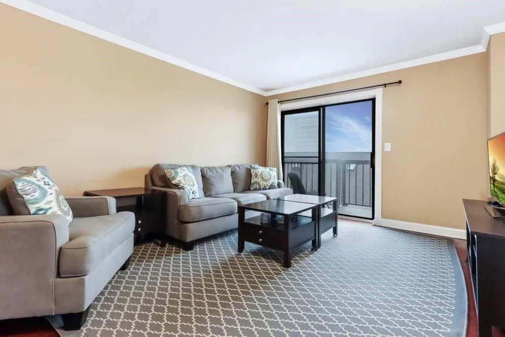 795 Hammond Drive Unit 805, Atlanta, Georgia 30328, 1 Bedroom Bedrooms, ,1 BathroomBathrooms,Residential,Sold,795 Hammond Drive Unit 805,6996082