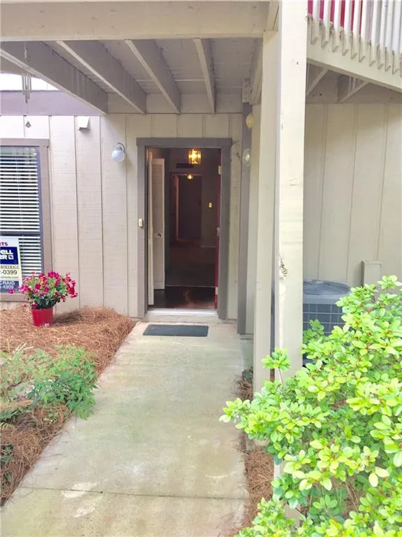 910 Woodcliff Drive Unit 910, Sandy Springs, Georgia 30350, 2 Bedrooms Bedrooms, ,2 BathroomsBathrooms,Residential,Sold,910 Woodcliff Drive Unit 910,5837420
