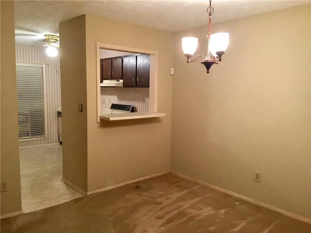 910 Woodcliff Drive Unit 910, Sandy Springs, Georgia 30350, 2 Bedrooms Bedrooms, ,2 BathroomsBathrooms,Residential,Sold,910 Woodcliff Drive Unit 910,5837420