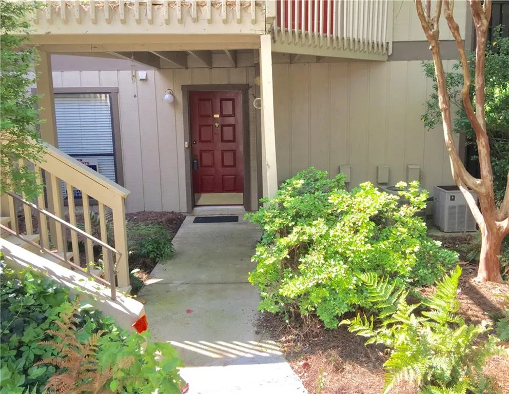 910 Woodcliff Drive Unit 910, Sandy Springs, Georgia 30350, 2 Bedrooms Bedrooms, ,2 BathroomsBathrooms,Residential,Sold,910 Woodcliff Drive Unit 910,5837420