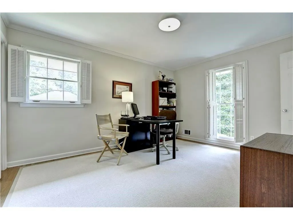 495 Riverside Parkway, Sandy Springs, Georgia 30328, 3 Bedrooms Bedrooms, ,2 BathroomsBathrooms,Residential,Sold,495 Riverside Parkway,5687554