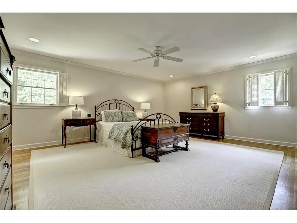 495 Riverside Parkway, Sandy Springs, Georgia 30328, 3 Bedrooms Bedrooms, ,2 BathroomsBathrooms,Residential,Sold,495 Riverside Parkway,5687554