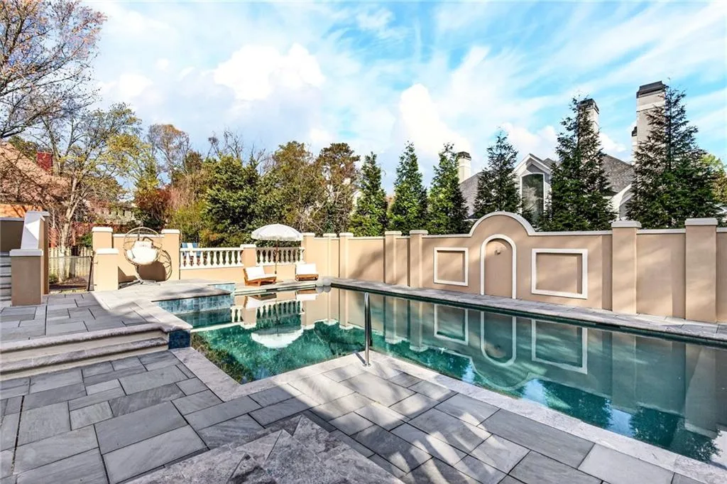 4979 Long Island Drive Nw, Atlanta, Georgia 30327, 4 Bedrooms Bedrooms, ,4 BathroomsBathrooms,Residential,For Sale,4979 Long Island Drive Nw,7731789