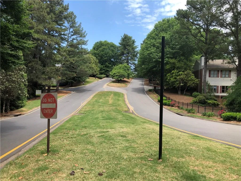 203 Brandywine Circle Circle, Atlanta, Georgia 30350, 4 Bedrooms Bedrooms, ,3 BathroomsBathrooms,Residential,Sold,203 Brandywine Circle Circle,7060237