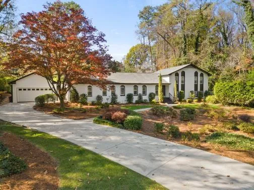 5700 Eden Roc Lane, Sandy Springs, Georgia 30342, 5 Bedrooms Bedrooms, ,5 BathroomsBathrooms,Residential,Sold,5700 Eden Roc Lane,7157797