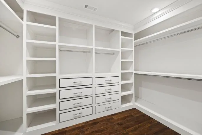 5700 Eden Roc Lane, Sandy Springs, Georgia 30342, 5 Bedrooms Bedrooms, ,5 BathroomsBathrooms,Residential,Sold,5700 Eden Roc Lane,7157797