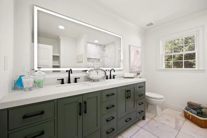 5700 Eden Roc Lane, Sandy Springs, Georgia 30342, 5 Bedrooms Bedrooms, ,5 BathroomsBathrooms,Residential,Sold,5700 Eden Roc Lane,7157797