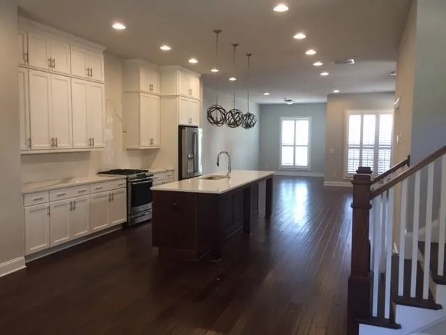 4267 Deming Circle, Atlanta, Georgia 30342, 3 Bedrooms Bedrooms, ,3 BathroomsBathrooms,Residential,Sold,4267 Deming Circle,6008794