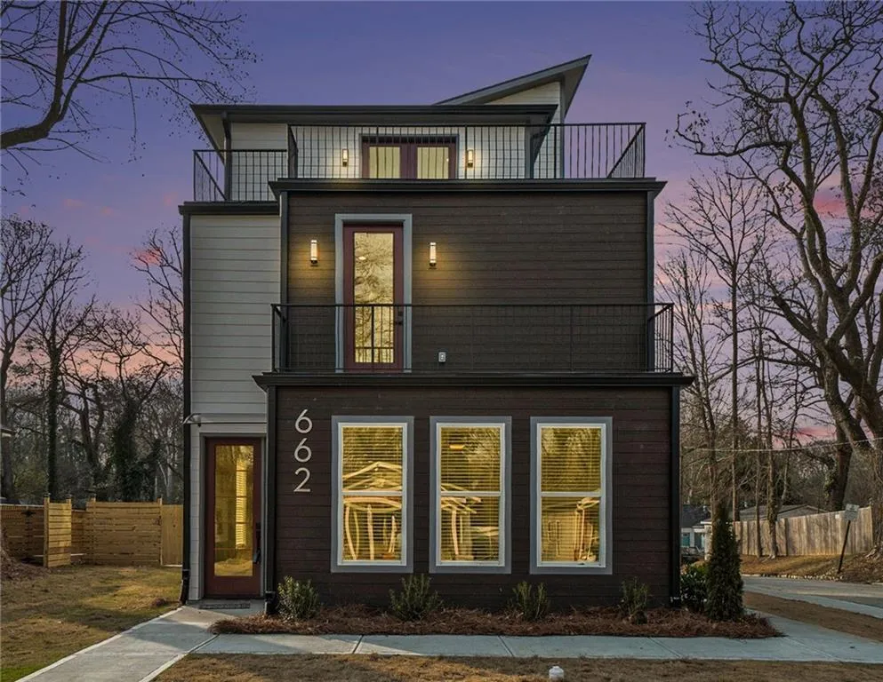 662 S Grand Avenue Nw, Atlanta, Georgia 30318, 4 Bedrooms Bedrooms, ,3 BathroomsBathrooms,Residential,For Sale,662 S Grand Avenue Nw,7617967