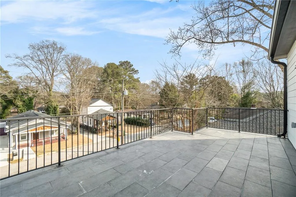 662 S Grand Avenue Nw, Atlanta, Georgia 30318, 4 Bedrooms Bedrooms, ,3 BathroomsBathrooms,Residential,For Sale,662 S Grand Avenue Nw,7617967