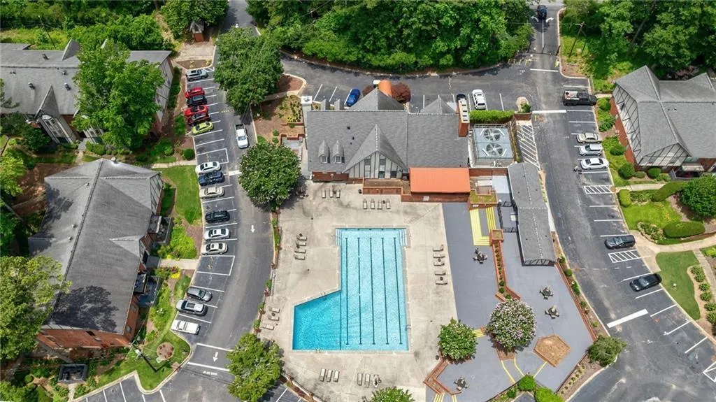6851 Roswell Road Unit O10, Atlanta, Georgia 30328, 1 Bedroom Bedrooms, ,1 BathroomBathrooms,Residential,For Sale,6851 Roswell Road Unit O10,7560657