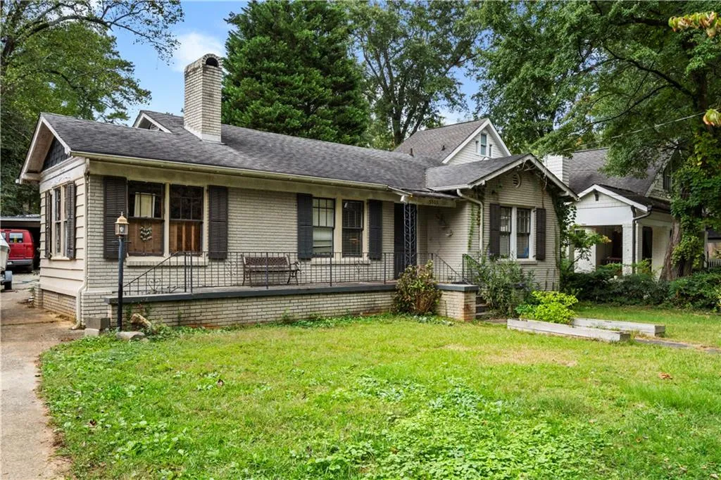 3320 W Shadowlawn Avenue Ne, Atlanta, Georgia 30305, 2 Bedrooms Bedrooms, ,1 BathroomBathrooms,Land,For Sale,3320 W Shadowlawn Avenue Ne,7675418