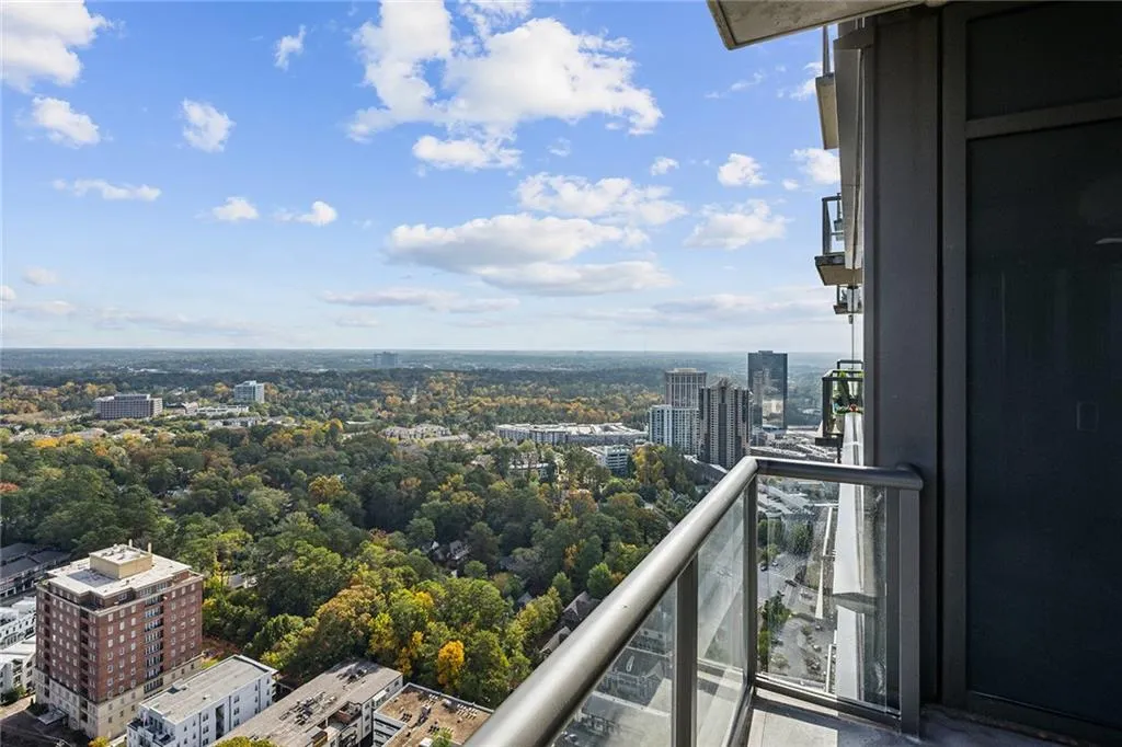 3630 Peachtree Road Ne Unit 3106, Atlanta, Georgia 30326, 1 Bedroom Bedrooms, ,1 BathroomBathrooms,Residential,For Sale,3630 Peachtree Road Ne Unit 3106,7485251