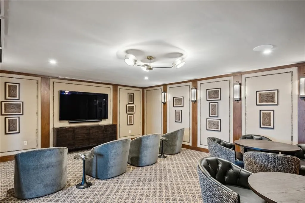 3630 Peachtree Road Ne Unit 3106, Atlanta, Georgia 30326, 1 Bedroom Bedrooms, ,1 BathroomBathrooms,Residential,For Sale,3630 Peachtree Road Ne Unit 3106,7485251