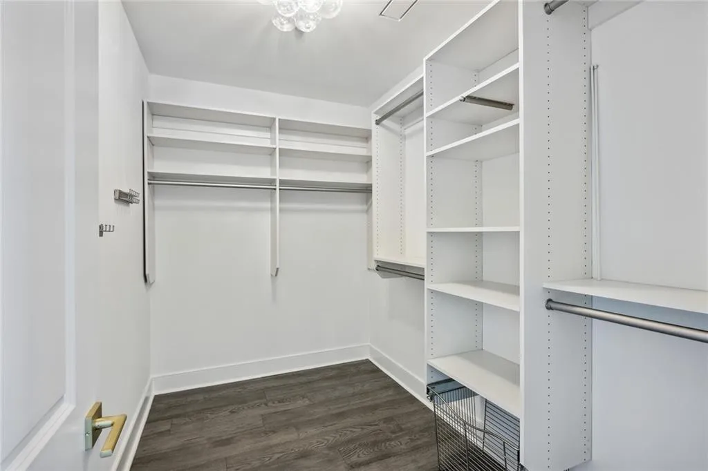 3630 Peachtree Road Ne Unit 3106, Atlanta, Georgia 30326, 1 Bedroom Bedrooms, ,1 BathroomBathrooms,Residential,For Sale,3630 Peachtree Road Ne Unit 3106,7485251