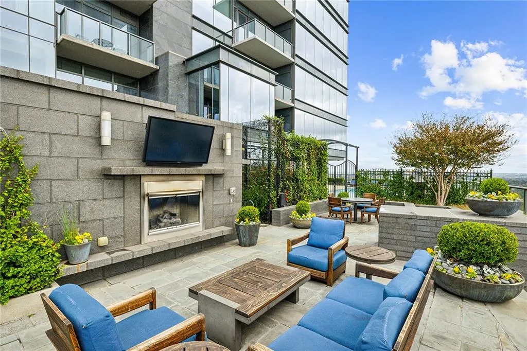 3630 Peachtree Road Ne Unit 3106, Atlanta, Georgia 30326, 1 Bedroom Bedrooms, ,1 BathroomBathrooms,Residential,For Sale,3630 Peachtree Road Ne Unit 3106,7485251