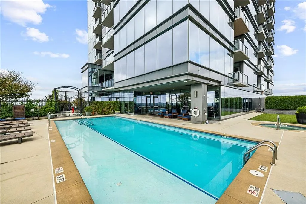 3630 Peachtree Road Ne Unit 3106, Atlanta, Georgia 30326, 1 Bedroom Bedrooms, ,1 BathroomBathrooms,Residential,For Sale,3630 Peachtree Road Ne Unit 3106,7485251