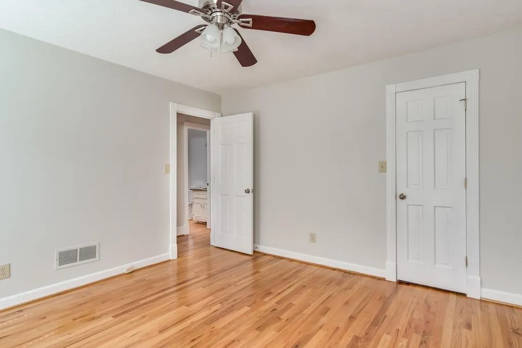 250 Woodrill Way, Sandy Springs, Georgia 30350, 5 Bedrooms Bedrooms, ,3 BathroomsBathrooms,Residential,Sold,250 Woodrill Way,6621175