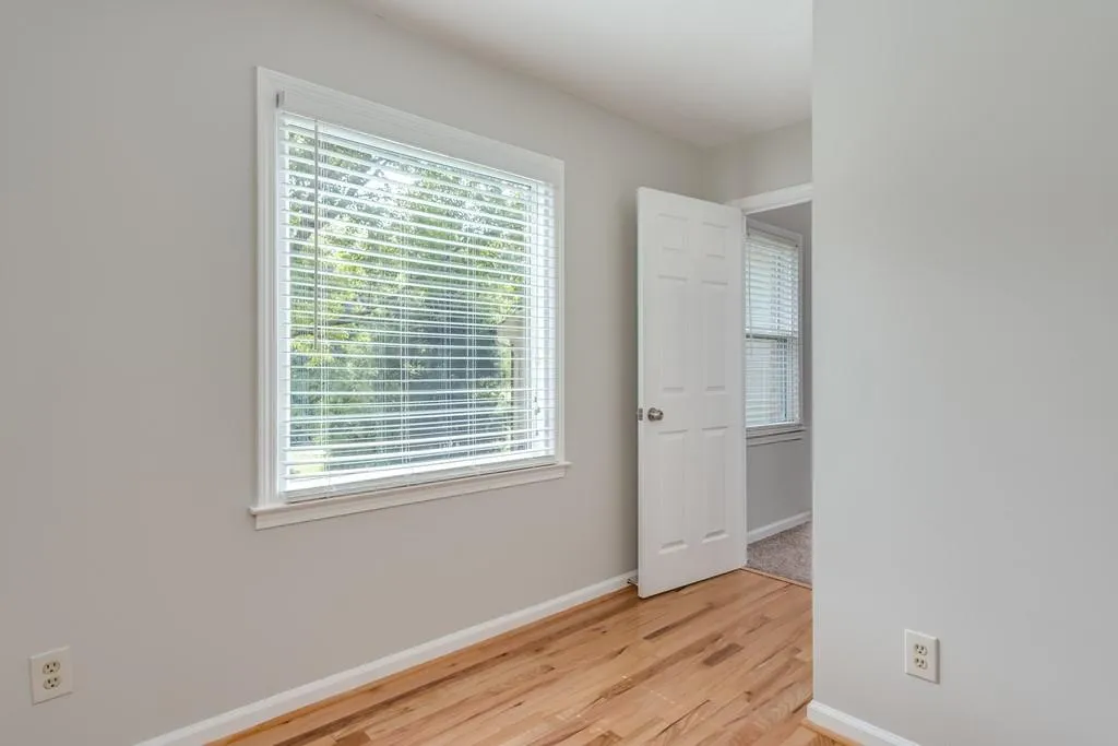 250 Woodrill Way, Sandy Springs, Georgia 30350, 5 Bedrooms Bedrooms, ,3 BathroomsBathrooms,Residential,Sold,250 Woodrill Way,6621175