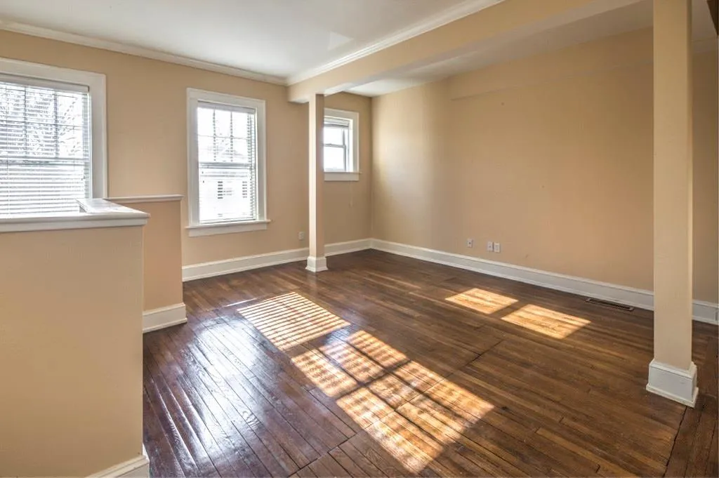 2855 Peachtree Road Ne Unit 122, Atlanta, Georgia 30305, 2 Bedrooms Bedrooms, ,2 BathroomsBathrooms,Residential,Sold,2855 Peachtree Road Ne Unit 122,5646383