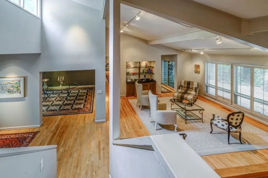 5470 E Idlewood Lane, Sandy Springs, Georgia 30327, 5 Bedrooms Bedrooms, ,5 BathroomsBathrooms,Residential,Sold,5470 E Idlewood Lane,5859849