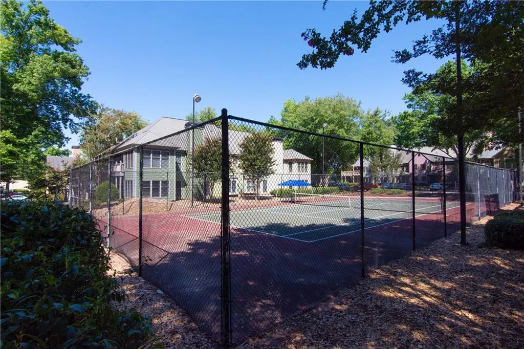 703 Hollyfax Circle, Sandy Springs, Georgia 30328, 1 Bedroom Bedrooms, ,1 BathroomBathrooms,Residential,Sold,703 Hollyfax Circle,6612703