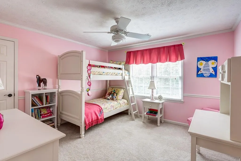 6835 Hunters Trace Circle, Sandy Springs, Georgia 30328, 5 Bedrooms Bedrooms, ,2 BathroomsBathrooms,Residential,Sold,6835 Hunters Trace Circle,5613475