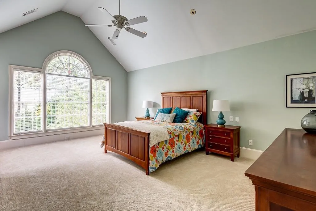 6835 Hunters Trace Circle, Sandy Springs, Georgia 30328, 5 Bedrooms Bedrooms, ,2 BathroomsBathrooms,Residential,Sold,6835 Hunters Trace Circle,5613475