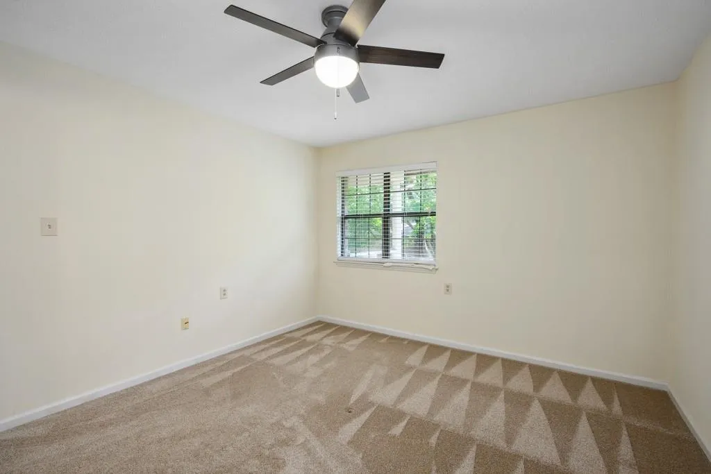 475 Mount Vernon Highway Ne Unit A201, Sandy Springs, Georgia 30328, 2 Bedrooms Bedrooms, ,2 BathroomsBathrooms,Residential,Sold,475 Mount Vernon Highway Ne Unit A201,6935398