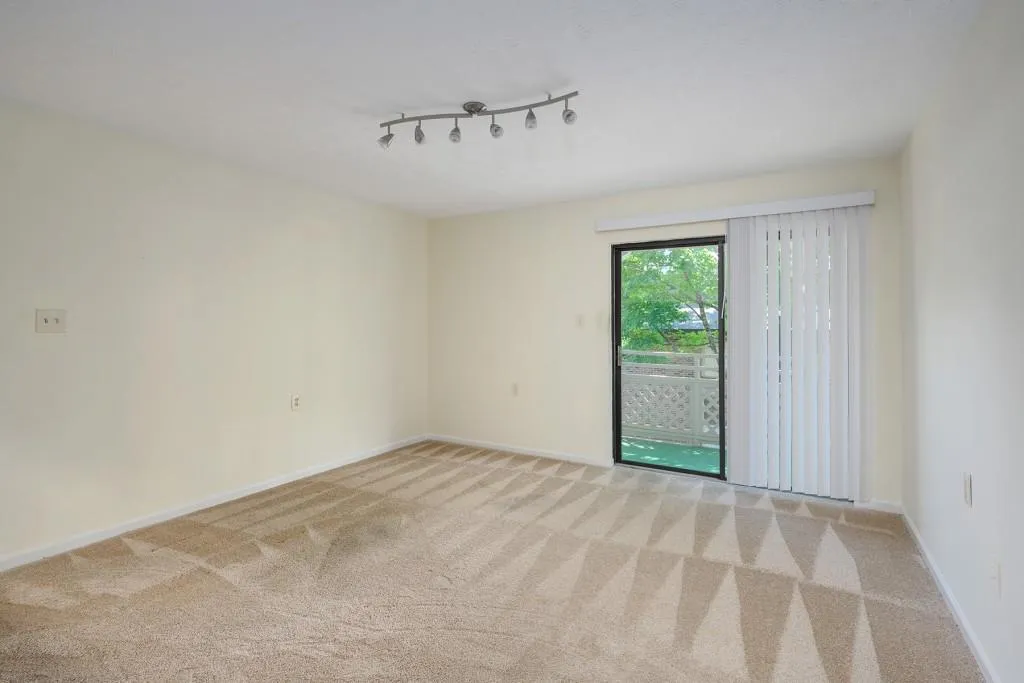 475 Mount Vernon Highway Ne Unit A201, Sandy Springs, Georgia 30328, 2 Bedrooms Bedrooms, ,2 BathroomsBathrooms,Residential,Sold,475 Mount Vernon Highway Ne Unit A201,6935398