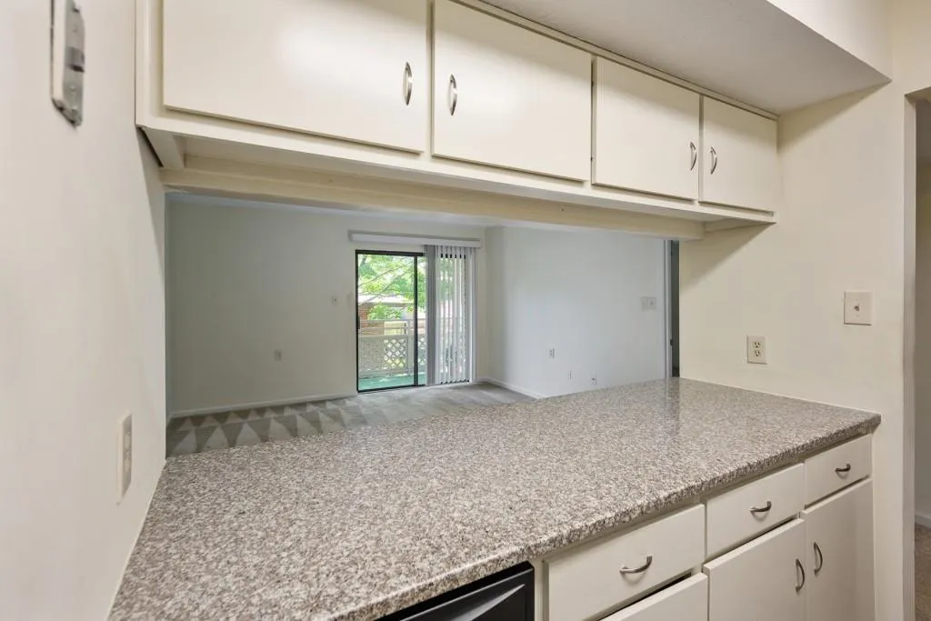 475 Mount Vernon Highway Ne Unit A201, Sandy Springs, Georgia 30328, 2 Bedrooms Bedrooms, ,2 BathroomsBathrooms,Residential,Sold,475 Mount Vernon Highway Ne Unit A201,6935398