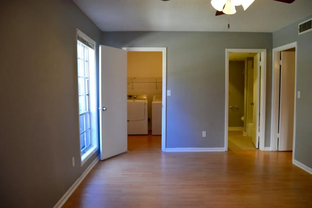 6851 Roswell Road Unit D28, Sandy Springs, Georgia 30328, 2 Bedrooms Bedrooms, ,2 BathroomsBathrooms,Residential,Sold,6851 Roswell Road Unit D28,5923837