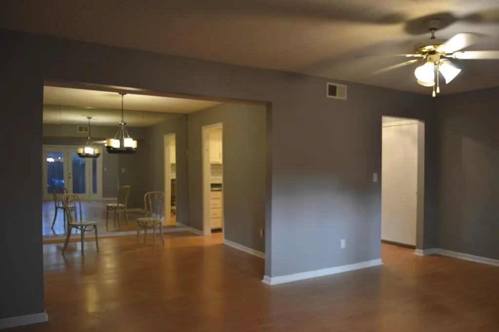 6851 Roswell Road Unit D28, Sandy Springs, Georgia 30328, 2 Bedrooms Bedrooms, ,2 BathroomsBathrooms,Residential,Sold,6851 Roswell Road Unit D28,5923837