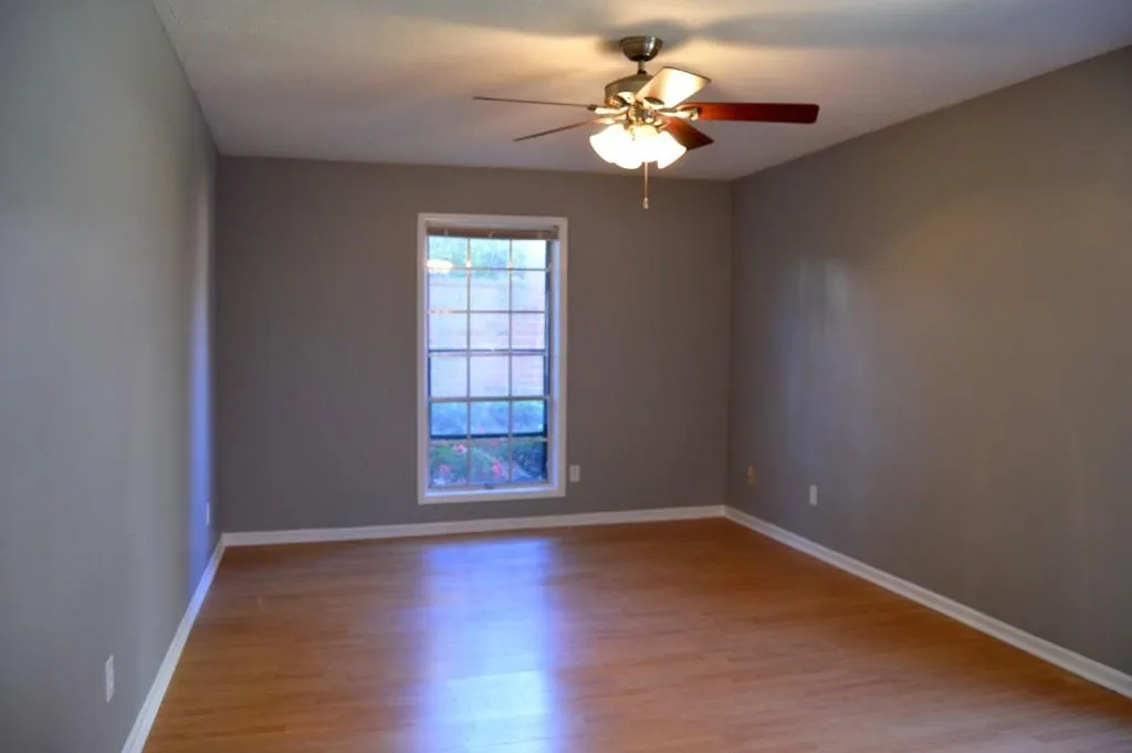 6851 Roswell Road Unit D28, Sandy Springs, Georgia 30328, 2 Bedrooms Bedrooms, ,2 BathroomsBathrooms,Residential,Sold,6851 Roswell Road Unit D28,5923837