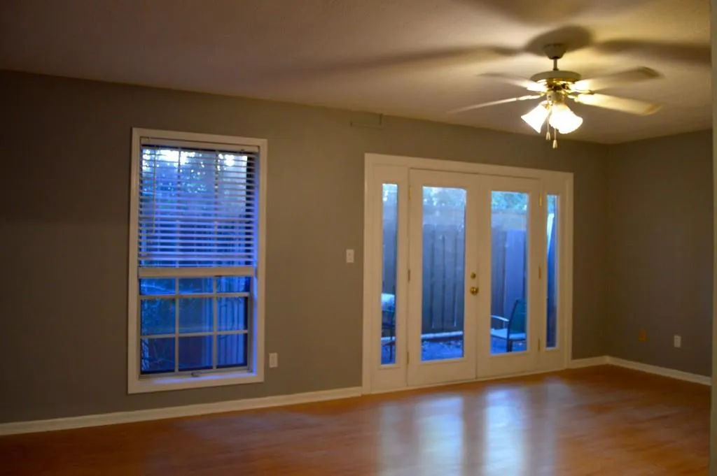 6851 Roswell Road Unit D28, Sandy Springs, Georgia 30328, 2 Bedrooms Bedrooms, ,2 BathroomsBathrooms,Residential,Sold,6851 Roswell Road Unit D28,5923837