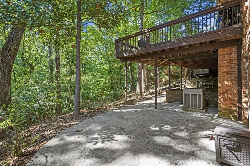6610 Williamson Drive, Atlanta, Georgia 30328, 4 Bedrooms Bedrooms, ,3 BathroomsBathrooms,Residential,For Sale,6610 Williamson Drive,7739752