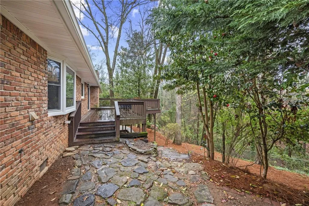 6610 Williamson Drive, Atlanta, Georgia 30328, 4 Bedrooms Bedrooms, ,3 BathroomsBathrooms,Residential,For Sale,6610 Williamson Drive,7739752