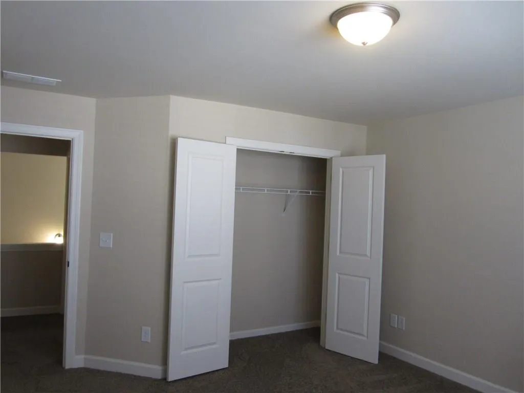 7610 Highland Bluff, Atlanta, Georgia 30328, 4 Bedrooms Bedrooms, ,2 BathroomsBathrooms,Residential,Sold,7610 Highland Bluff,5978024