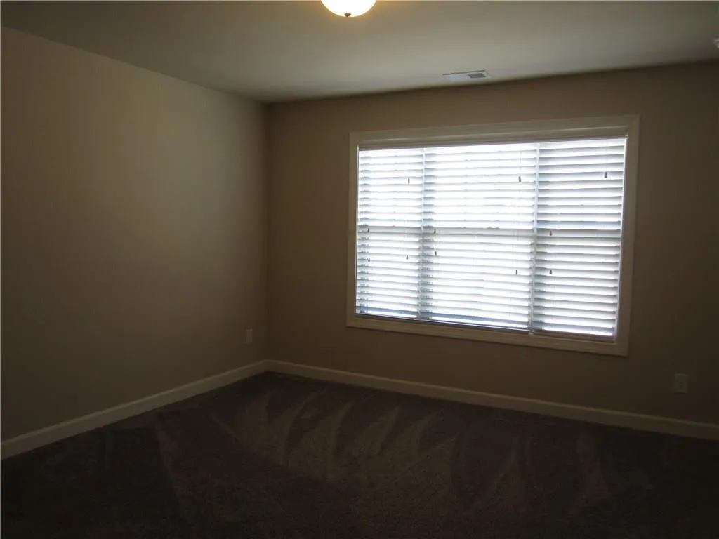 7610 Highland Bluff, Atlanta, Georgia 30328, 4 Bedrooms Bedrooms, ,2 BathroomsBathrooms,Residential,Sold,7610 Highland Bluff,5978024