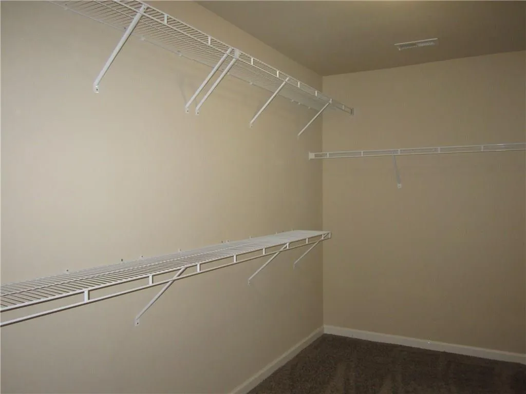 7610 Highland Bluff, Atlanta, Georgia 30328, 4 Bedrooms Bedrooms, ,2 BathroomsBathrooms,Residential,Sold,7610 Highland Bluff,5978024