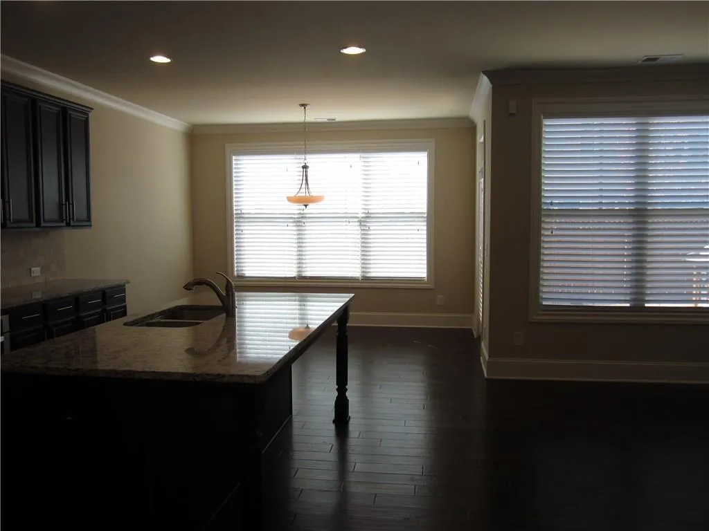 7610 Highland Bluff, Atlanta, Georgia 30328, 4 Bedrooms Bedrooms, ,2 BathroomsBathrooms,Residential,Sold,7610 Highland Bluff,5978024