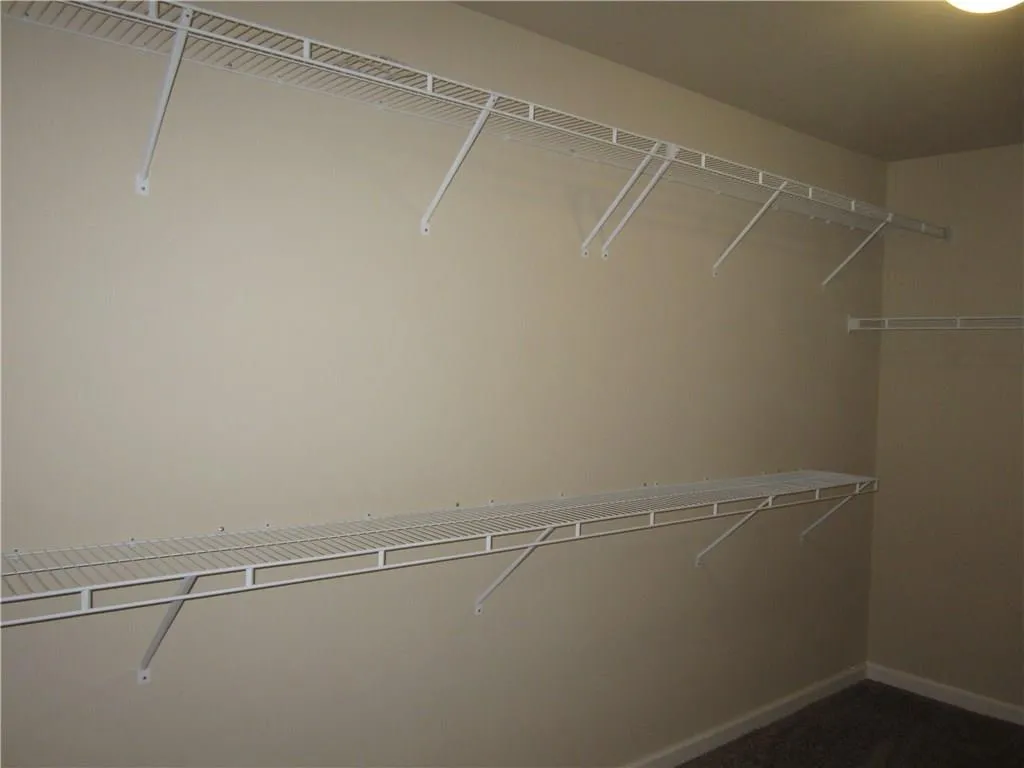 7610 Highland Bluff, Atlanta, Georgia 30328, 4 Bedrooms Bedrooms, ,2 BathroomsBathrooms,Residential,Sold,7610 Highland Bluff,5978024